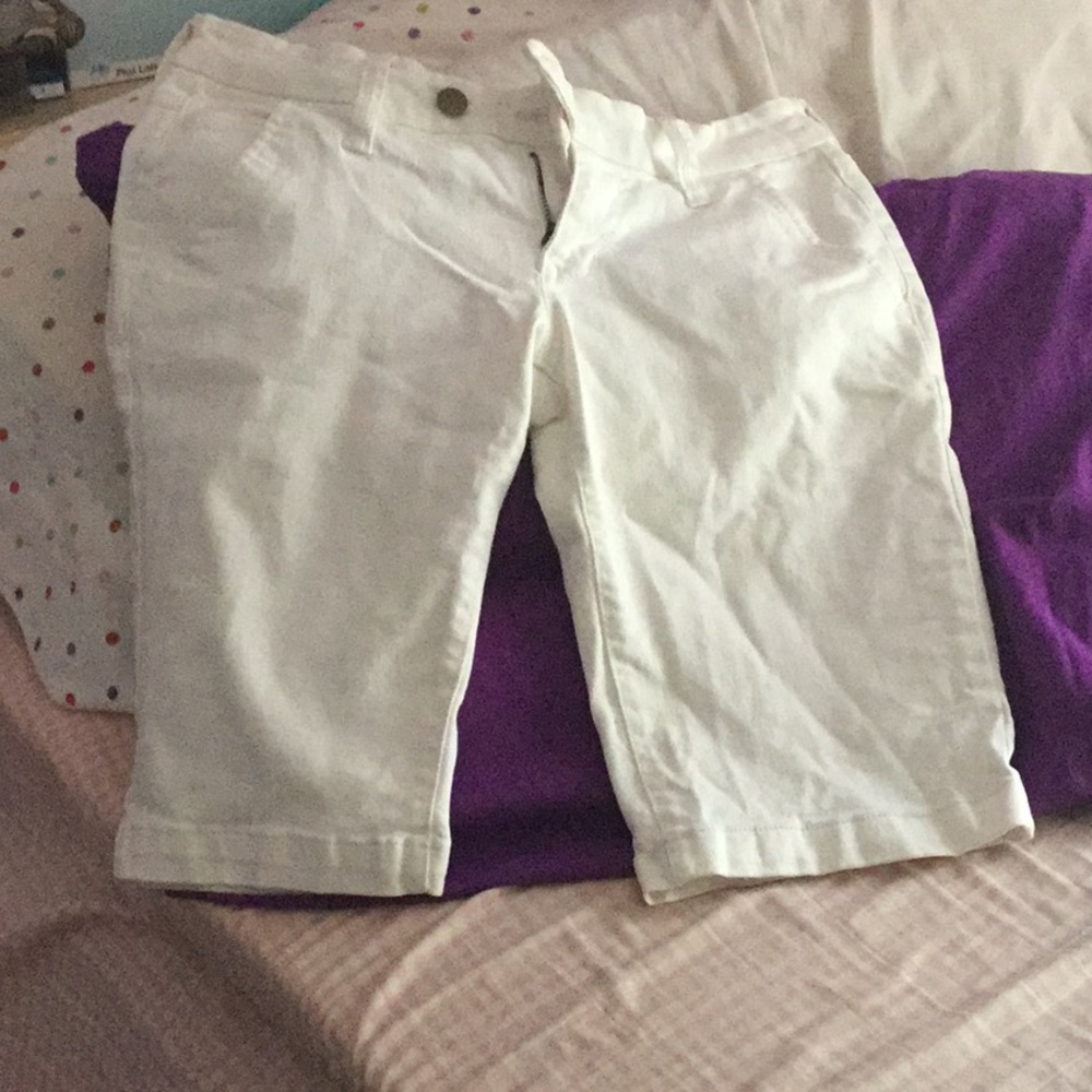 White Bermuda shorts